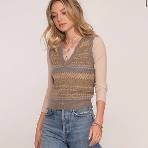 Heartloom Nolan sweater Vest cropped